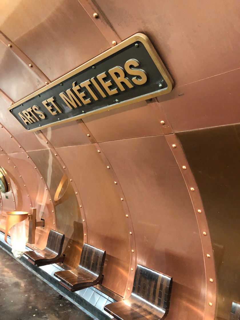 Metro_Arts&Metiers_01