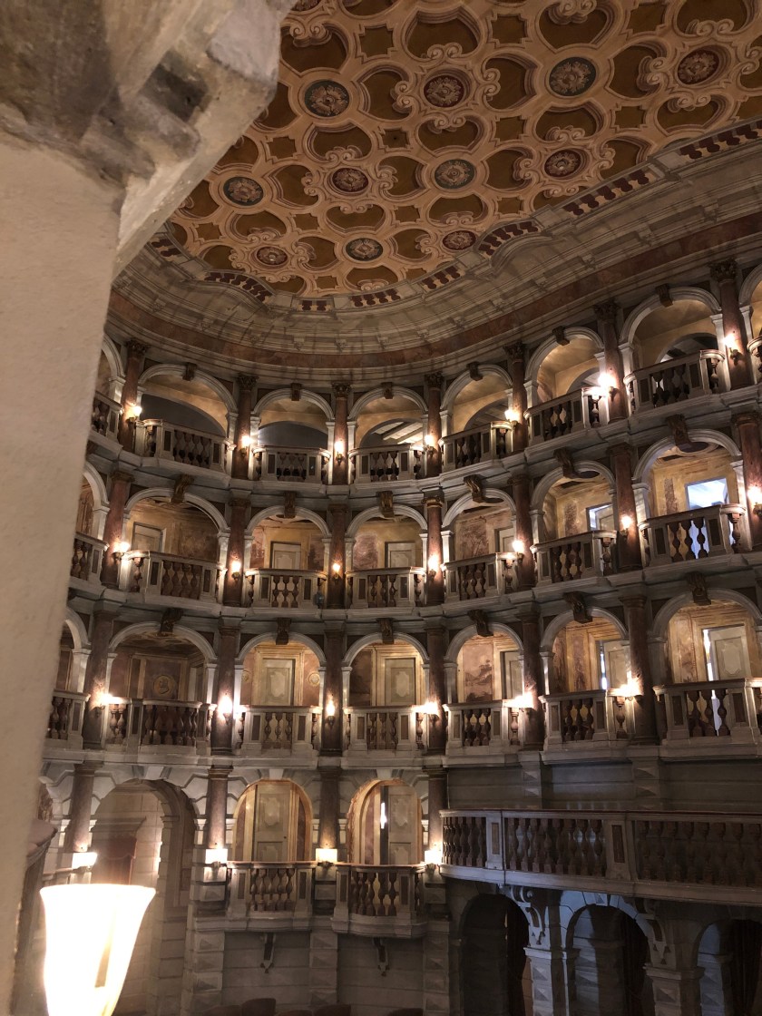 Mantova_TeatroScientificoBibiena_13